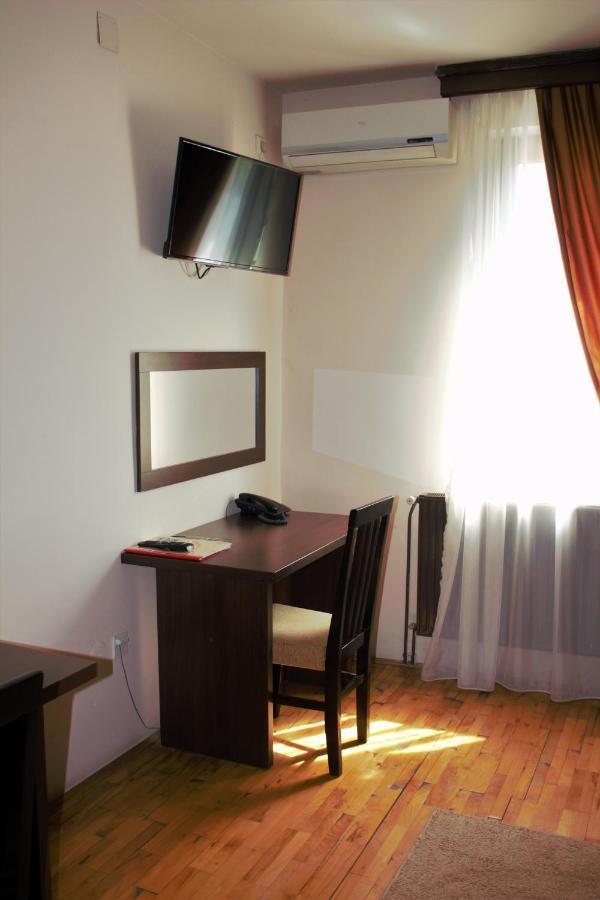 Garni Hotel City Krusevac Luaran gambar