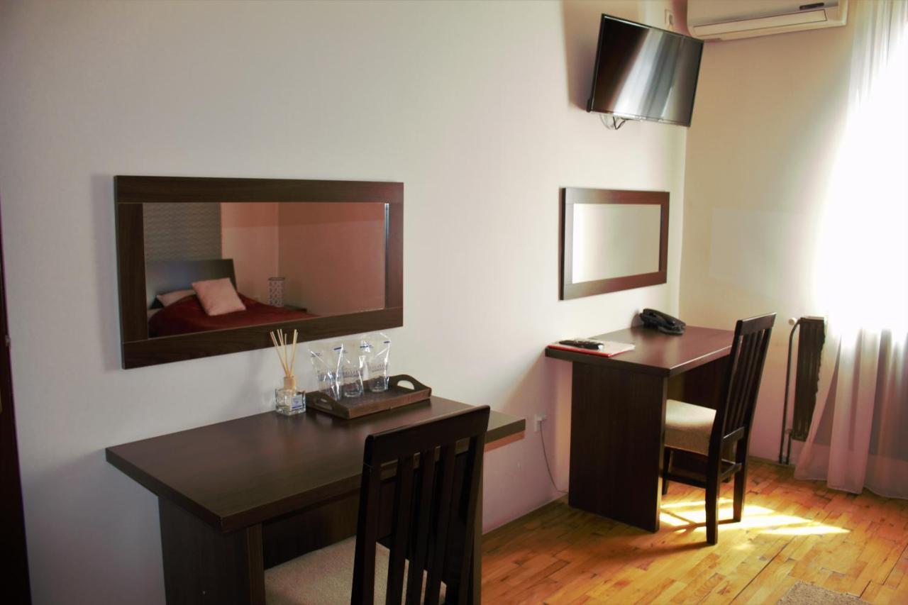 Garni Hotel City Krusevac Luaran gambar